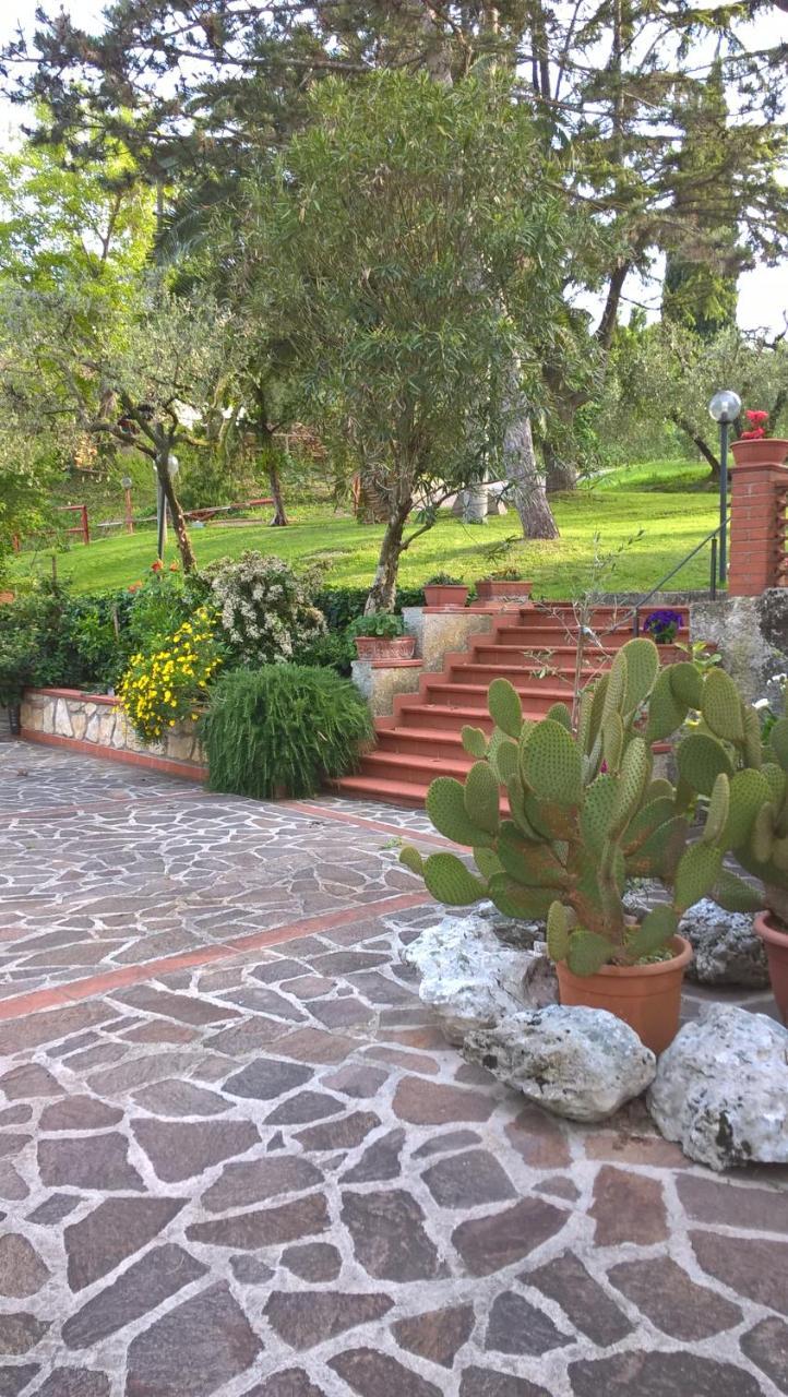Valle Degli Ulivi Appartamento Terni Buitenkant foto